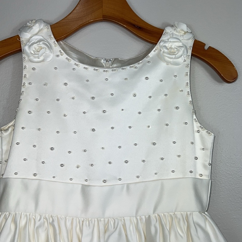 Elegant Ivory Kids Dress - Picture 6 of 7